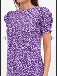 🎁Buy One Get 1 Free 🎁H&amp;M Floral Midi Dre