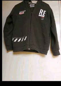 Stylish Sleeveless Padded Jacket