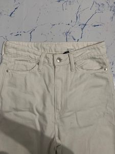 H&amp;M Straight High Rise White Jean