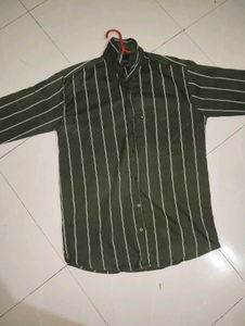 Men Regular Fit Striped Curved Collar Casual Shirt