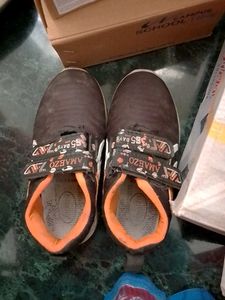 Light Shoes