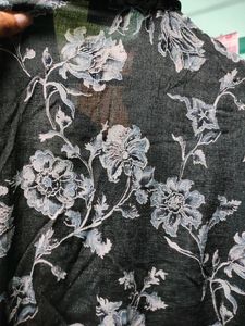 Black Y2k Style Shirt 🖤