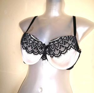 Size 38B 🎁Buy 2 Get 1 Free 🎁 Elegant Lace Bra