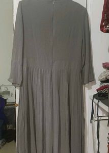 Elegant Gray Midi Dress
