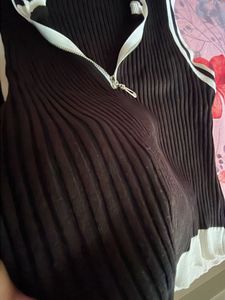 Ribbed Zip-Up Top