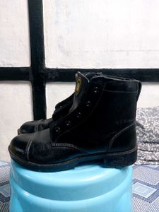 Monarch Leather Boots