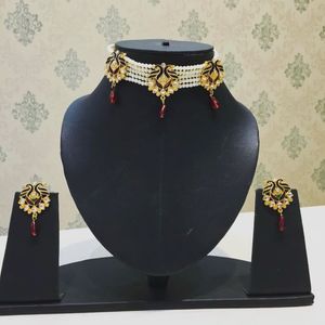 Choker Set