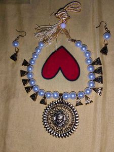 Necklace With Earing