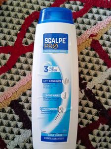 Scalpe Pro Anti-Dandruff Shampoo
