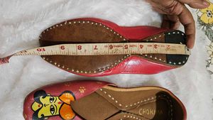 Hand-Painted Ethnic Juttis