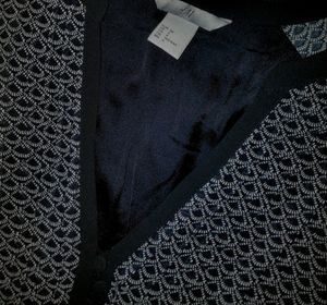 H&M Beautiful Dress With Flared Sleeves