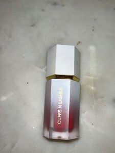 CUFFS N LASHES Lipstick