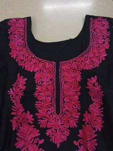 Lakhnavi Kurta Set For Ladies..