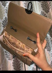Women Chain Sling Bag