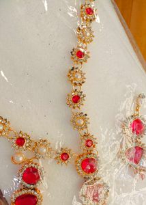 Brand New Artificial Stone Studded Jewellery Set.