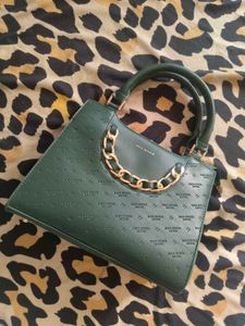 Chic Green Handbag