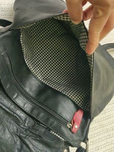 Chic Black &amp; Red Crossbody Bag