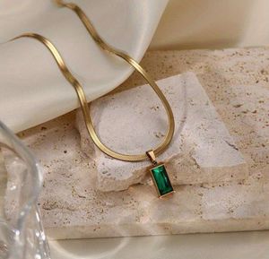 Snake Chain With Emerald Green Pendant