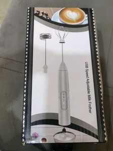 USB Adjustable Milk Frother Working