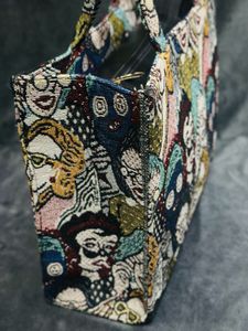 JACQUARD SHOULDER TOTE BAG