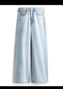 H&M Wide Leg Light Wash Jeans