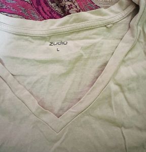 Casual White T-shirt