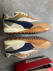 Puma Sneakers