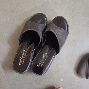BLACK GLITTER HEEL🌟