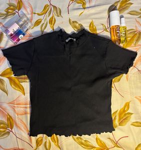 black everyday top
