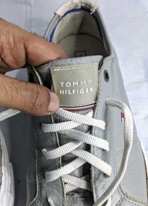 Tommy Hilfiger shoes 👟