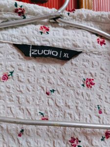 Crinkled White Shirt With Flower Detailing