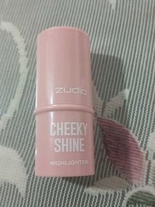 Zudio Cheeky Shine Highlighter