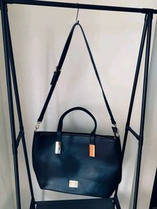 Elegant Allen Solly Black Tote Handbag – Classy &
