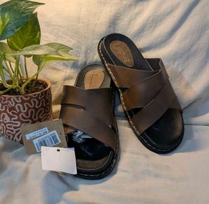 Woodland  Flip Flops (not leather) size 7🔥