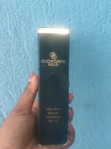 Oriflame Giordani Gold Mineral Foundation SPF 15