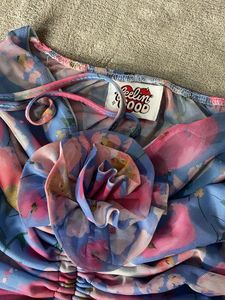 Floral Rutched tie-up crop top