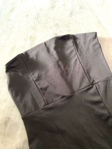 Black bodycon dress