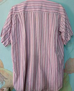 Selective Fashion Shirt.