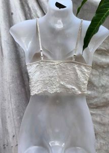 10.10.11 CREME CORSET