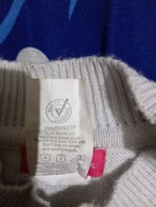 &#34;Lavender and White Printed Winter Sweater - Size