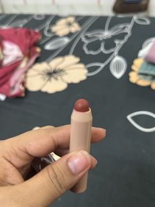 Nuon Lipstick.. Fresh