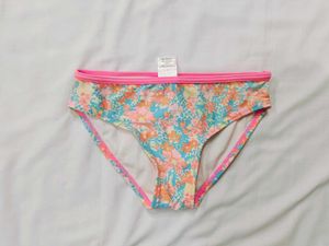 🇳🇿💫💗 Babies Floral Print Briefs