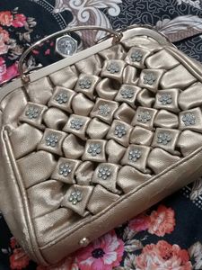 Vintage Metallic Flower Purse