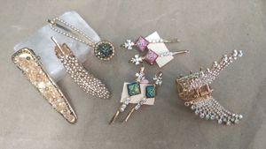 COMBO OF BEAUTIFUL HAIR ACCESSORIES