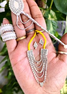 Laddu Gopal Ji Jewellery Set With Bansuri