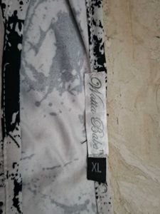 Flash Sale At Abstract Print White Top 50%off