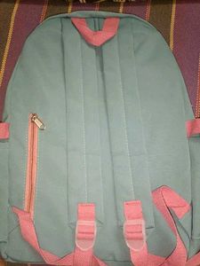 aesthetic bagpack