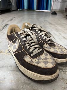 Nike Sneaker
