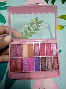 16 Shades Eye-shadow Palette + One Freebies