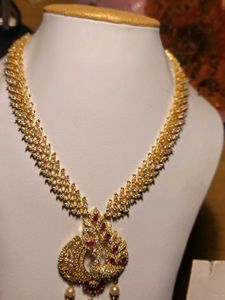 Czed Stones Neck Piece